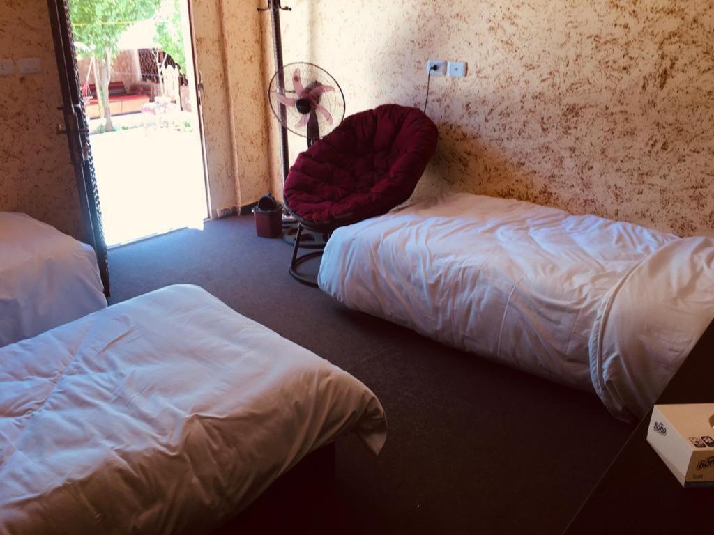 Guest House Attallah Wadi Musa Exterior foto